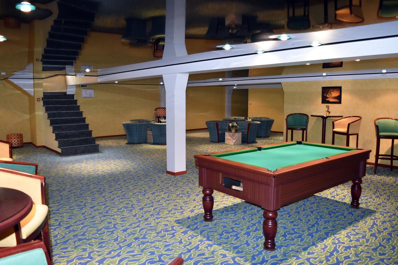 Hotel Le Pole Europeen Aubange Luaran gambar